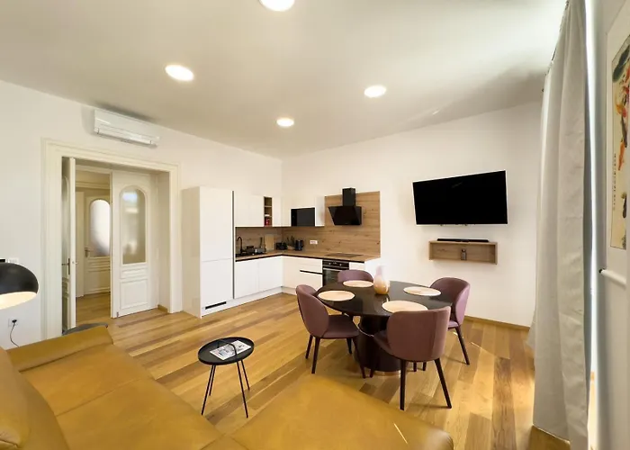Center Apartman